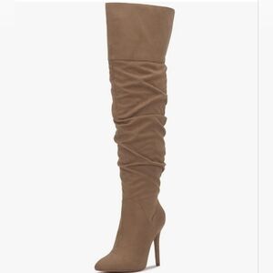 Loury over the knee boots